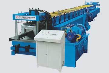 自動(dòng)Z型鋼設(shè)備首選泊頭壓瓦機(jī)廠家 智能制造與軟件開(kāi)發(fā)的融合之道